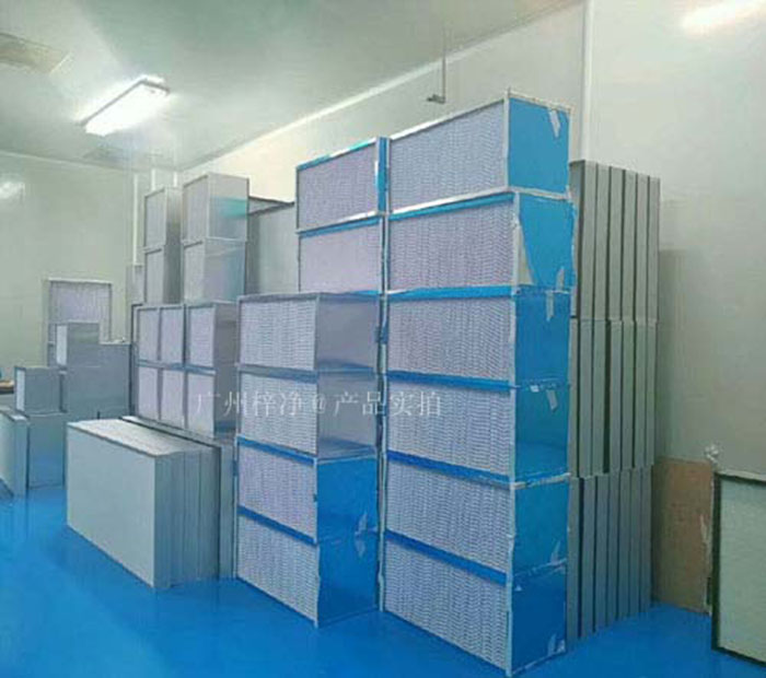 根據(jù)我國有關(guān)規(guī)范可將空氣過濾器劃分為粗效、中效、高效、亞高效、高效和超高效六大類。